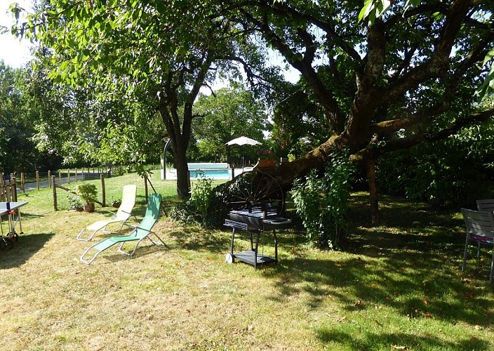 HLOAQU047V50AW7J--grande1-3