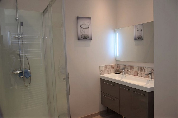 HLOAQU047V50AW7J--grande15