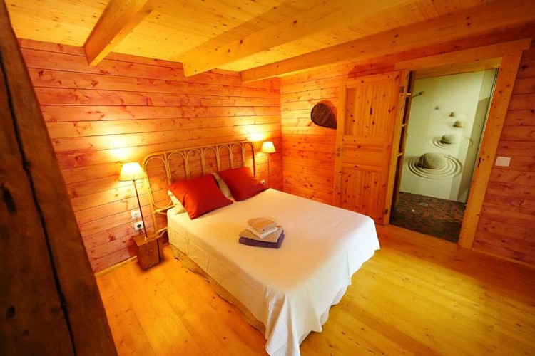 La Pierre Blanche  - chambre prune