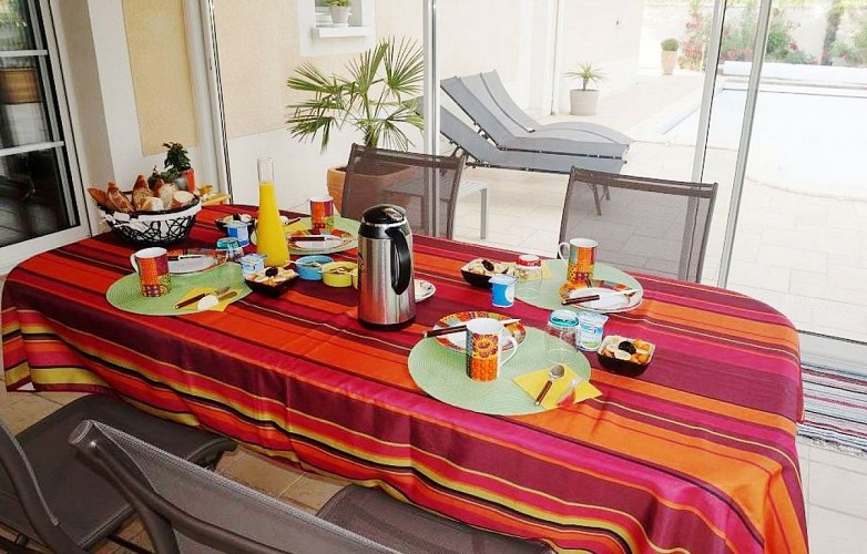 HLOAQU047V50A41N_CHC163_PONTDUCASSE_grande04