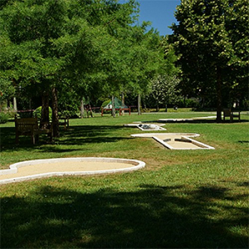 2-mini-golf-1