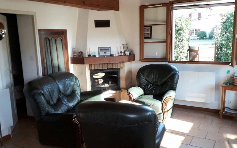 larreinia 3 1440x900