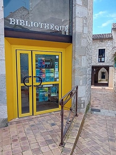 Médiathèque Monflanquin_1_1_copy