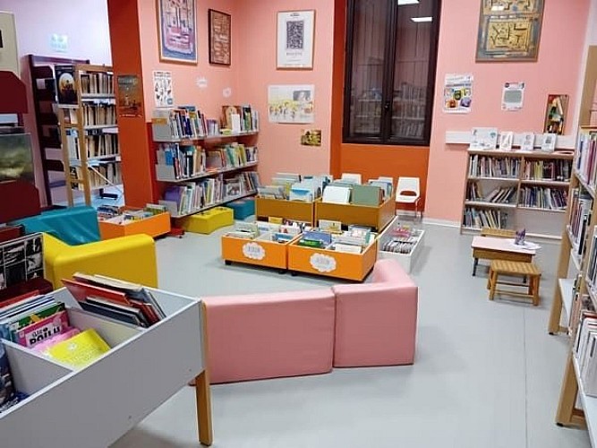 Bibliothèque Villeréal_intérieur_1_1