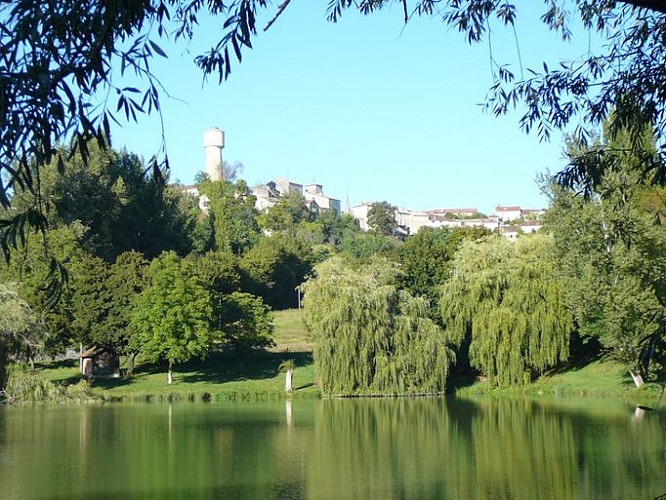 Lac de Laroque-Timbaut