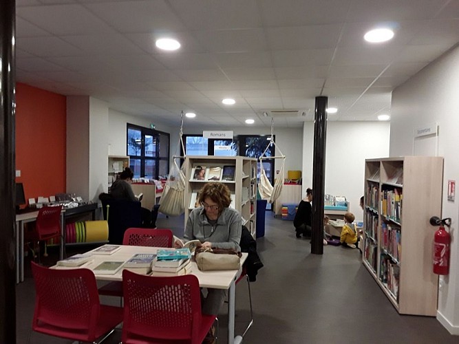Médiathèque Meilhan1