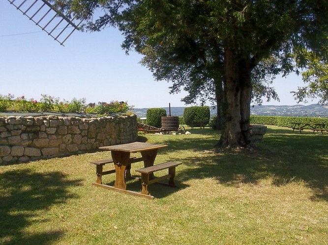 LOI_aire de piquenique_Montpezat