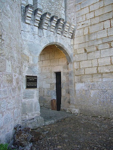 Château des Bernadières entrée