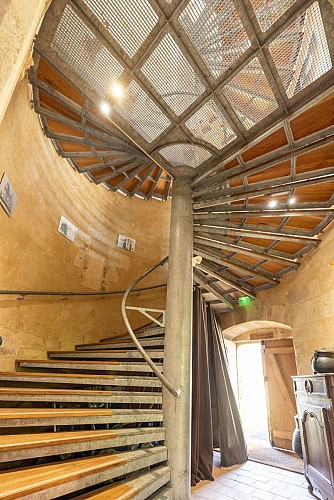 CDT 24 - Château Barrière - Villamblard