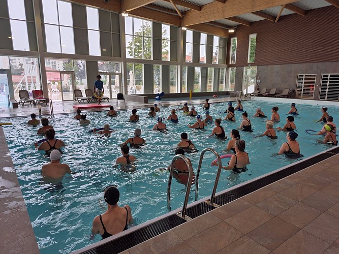 Centre-Aquatique-El-Hogar-03