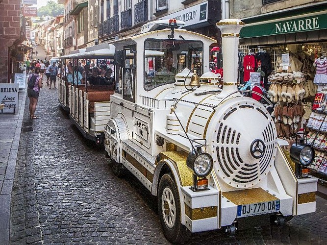 Petit train touristique de Saint Jean Pied de Port