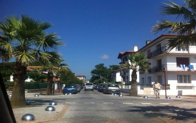 Photo-3-rue-des-Mimosas-arrivee-sur-Residence-des_-_mitchell[1]