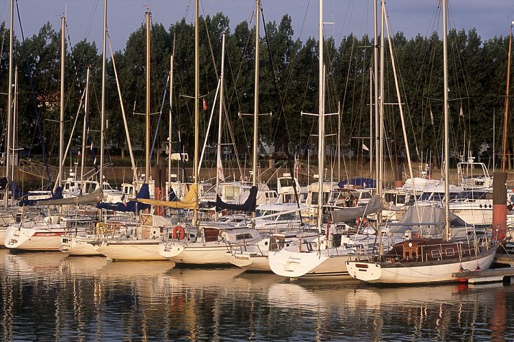 port-plaisance-brises-lames-2