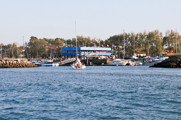 port-plaisance-brises-lames-5