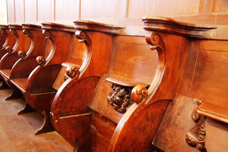 église St Astier stalles