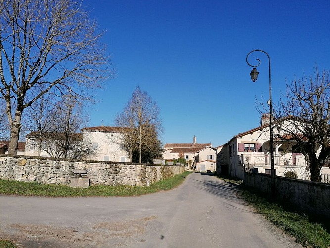 Église de Bourg-des-Maisons (3) 2