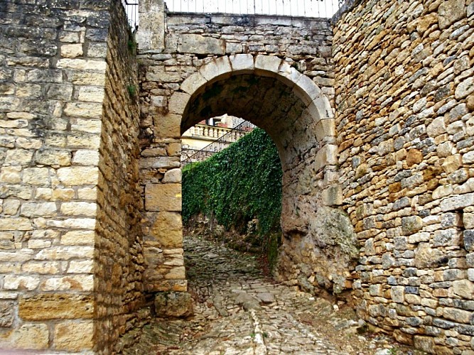 Visite guidée de Saint Vincent-de-Cosse