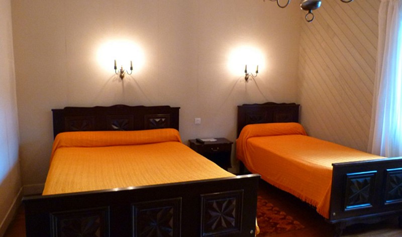 Chalet Marie Jo chambre jaune Chéraute Soule