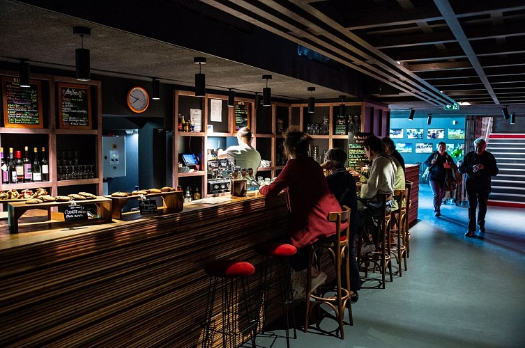 5-cinema-l-Atalante---OT-Bayonne---Mathieu-Prat