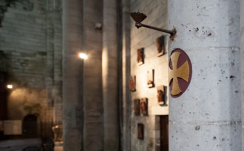 Croix de consécration abbatiale Brantôme
