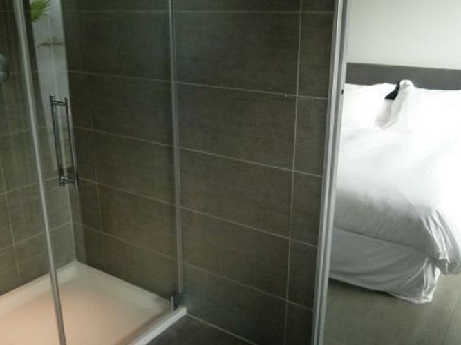 Villamayarko_salledebain_privative