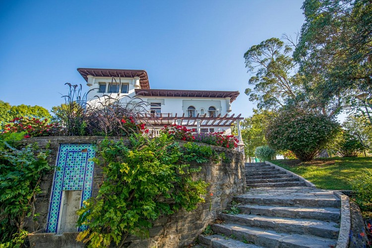 Centre Sportif et Culturel El Hogar