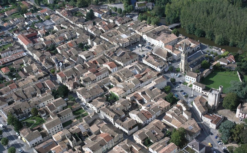 Bastide vue du ciel - Eymet