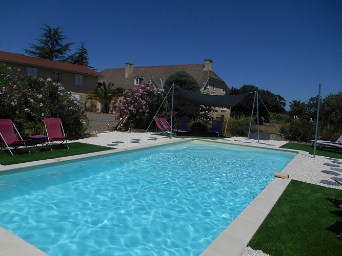 Aydie chambres d'hôtes Le Pressoir Piscine crédit SMT