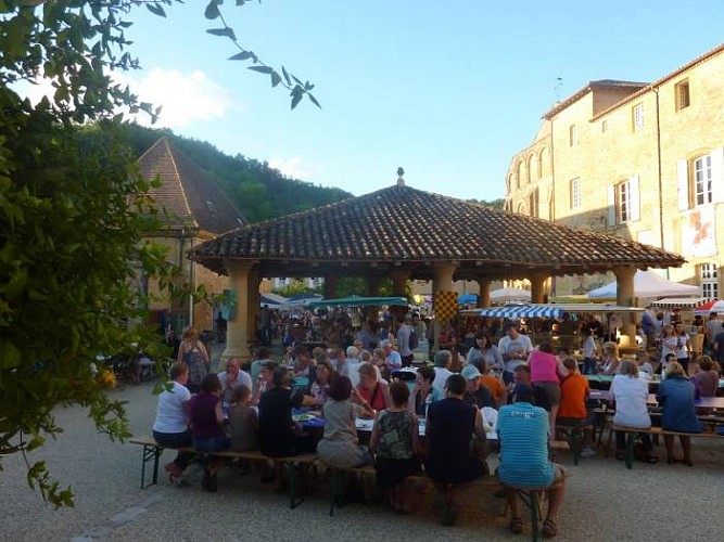 Marché Nocturne de Cadouin