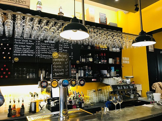 Bar-du-Marche-Biarritz-bar1-2