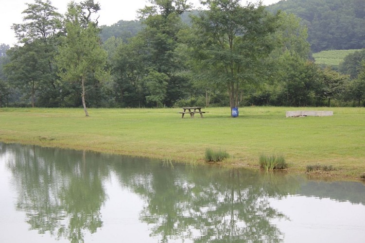 aire de pique-nique lac de cournères - abos