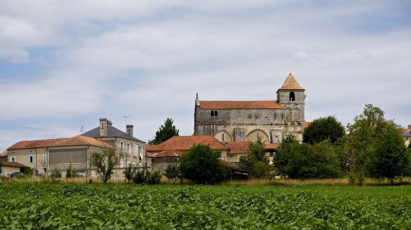 Eglise Saint-Maurice (Léguillac-de-Cercles)