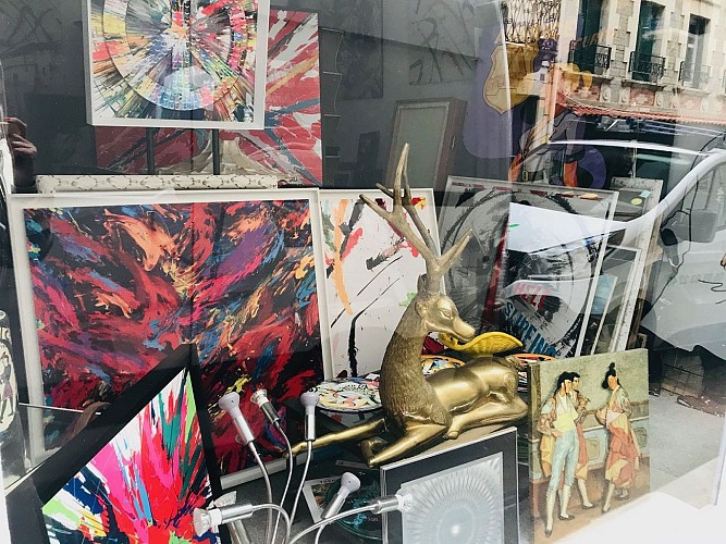 Galerie-Artmany-Biarritz-interieur5