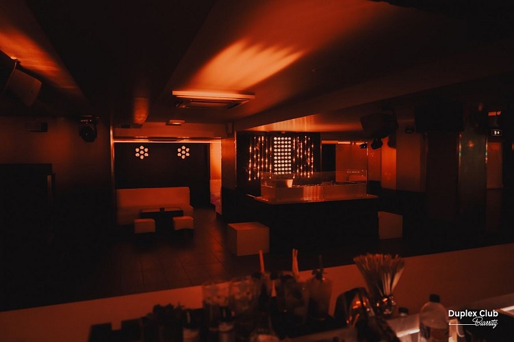 Boite de nuit Duplex