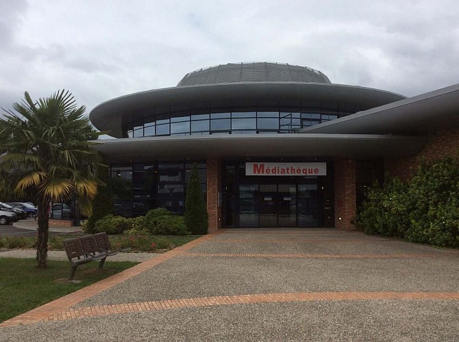 Médiathèque - Lons - extérieur