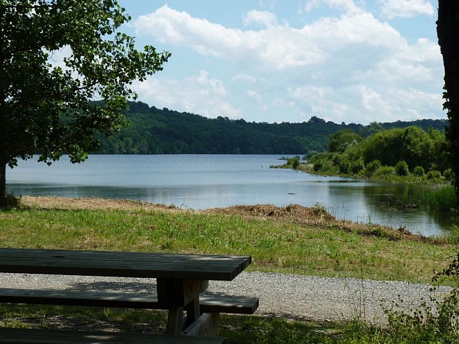 Lac de Bassillon-Vauzé - cph SMT NB