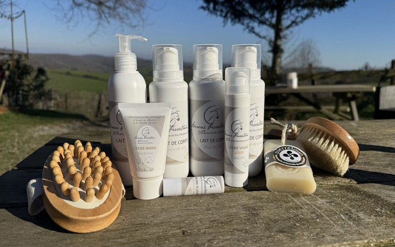 Produits cosmétiques pierretoun(1)