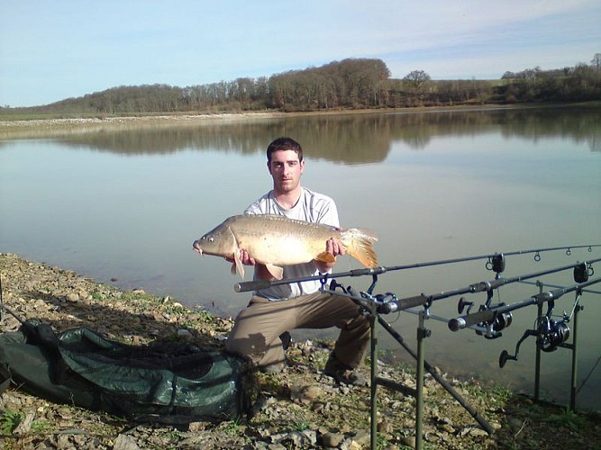 carpe au lac de Corbère - Copie