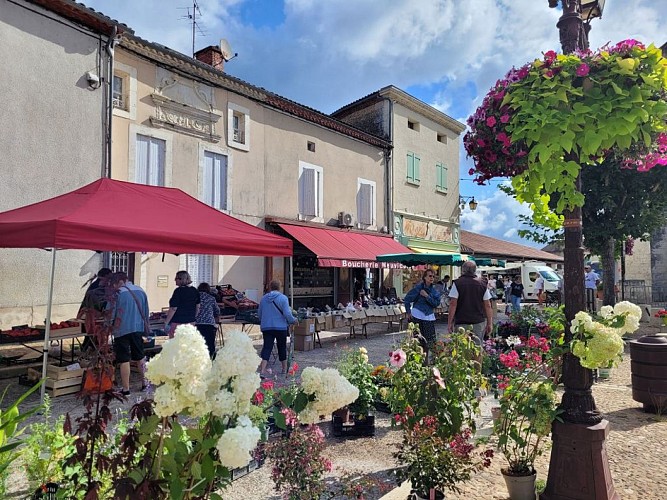 marché-neuvic-mardi-samedi-vallee-isle