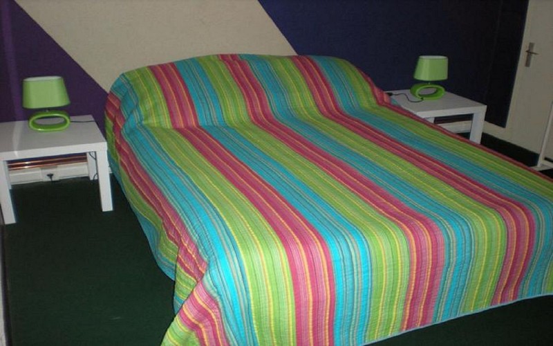 DUMOND 144071483_9[1]