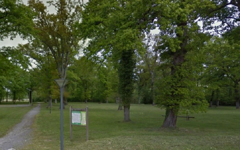 Aire-de-pique-nique-de-Coarraze - Google-map-street-view-2013 - 2-ok