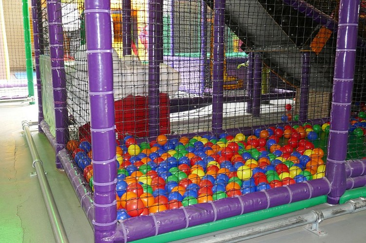 Serres-Castet accrojungle indoor credit SMT