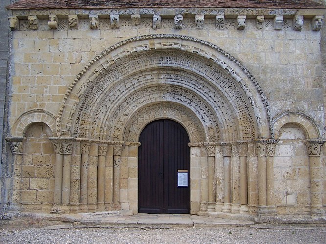 Saint-Martin-de-Sescas_Église03