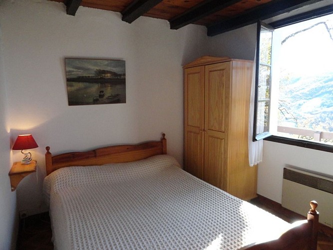 Location Unhassobiscay - Chambre lit double blanche - Béhorléguy