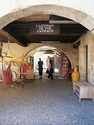 Destination Garonne, Bastide de Cadillac, les arcades