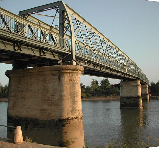 Pont de Langoiran