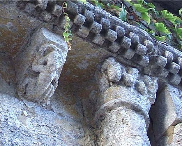 Eglise Saint-Vivien de Saint-Vivien-de-Monségur