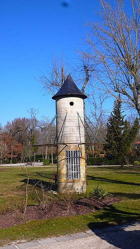 Pigeonnier Léognan0
