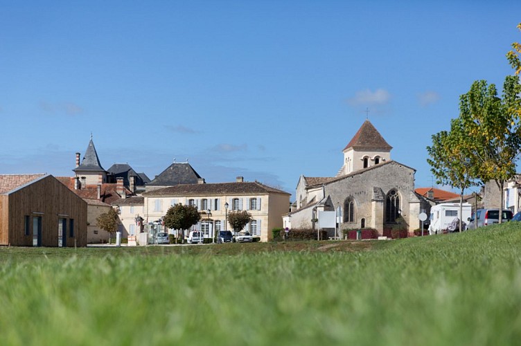 eglise-Saint-Christoly-de-Blaye-800x600