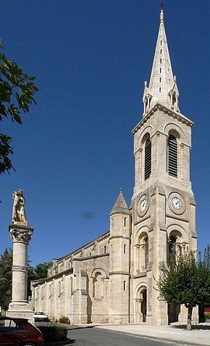 157619-francais-eglise-et-croix-de-mission-de-st-germain-desteuil-gironde-france